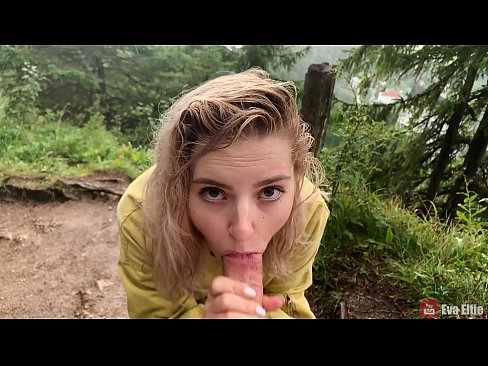 ❤️ Girl swallows cum sawise bukkake umum - Eva Elfi Saru keras ing jv.pornokey.ru ﹏